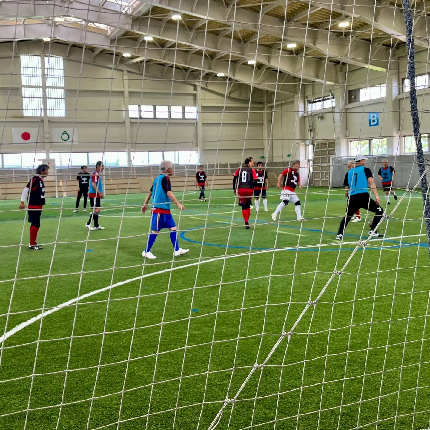 自分の楽しみと健康のためにシニアサッカーやってます！プロの指...